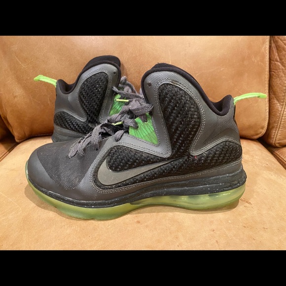 Boys Nike Lebron 9 Dunkman Basketball Shoes 6Y
